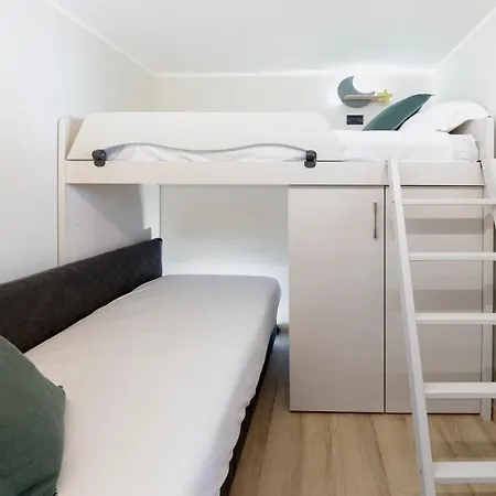 Hellochalet - Croix Du Cervin - 150mt From Cretaz Chairlift, Living Breuil-Cervinia