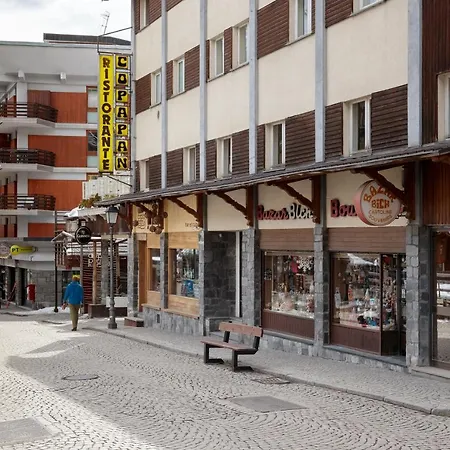 Hellochalet - Croix Du Cervin - 150mt From Cretaz Chairlift, Living 브루일서비니아